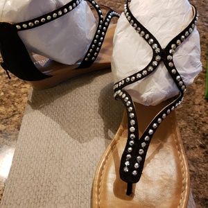 Maurices wedge sandals NWT